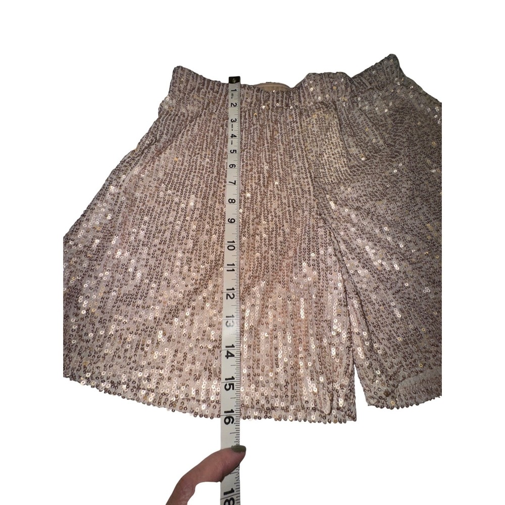 Urban Renewal Urban Outfitters Sequin Shorts Champagne Rose Gold Medium NWT - Picture 4 of 8
